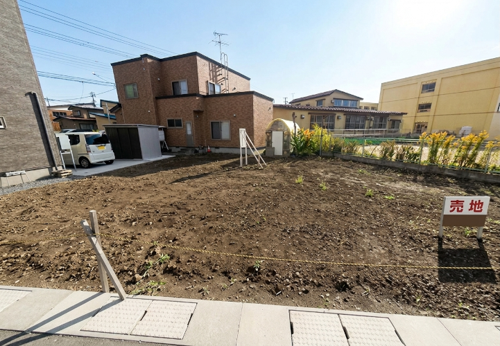 青森市大字浪館　売地